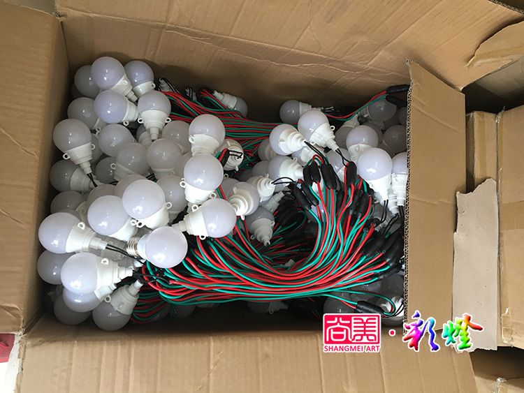 自貢彩燈、花燈專用防水燈泡與普通LED燈泡的區(qū)別