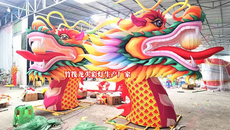 夜游竹筏龍舟為何成為許多景區(qū)的香餑餑？